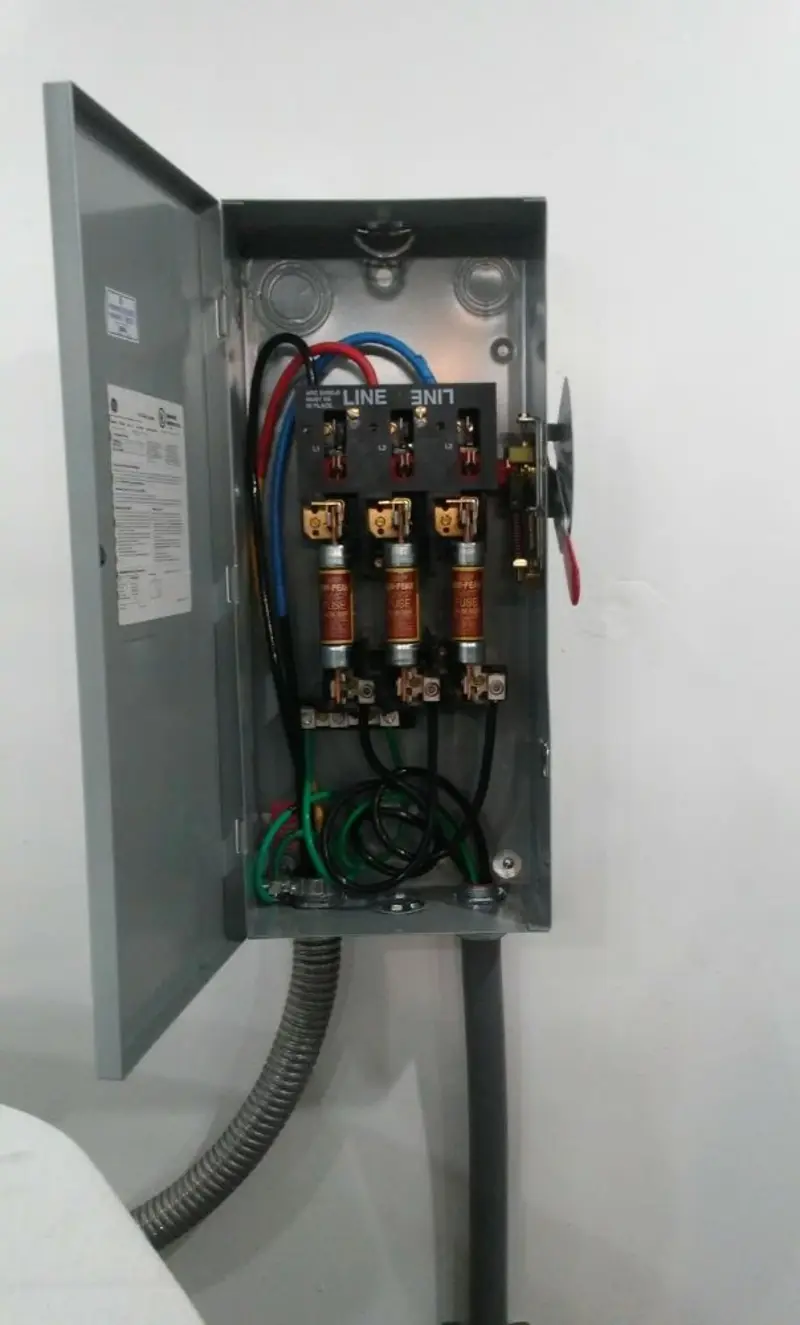 Three-phase disconnect switch installed for Smoke Detector Installation in Welby